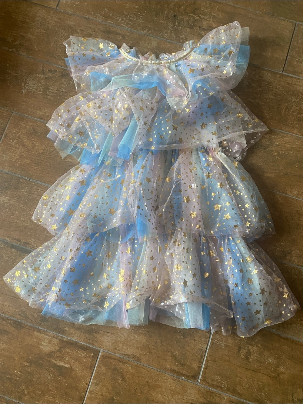 Lola and the Boys Sparkle dress. Size 7/8. Great condition. Zipper back.